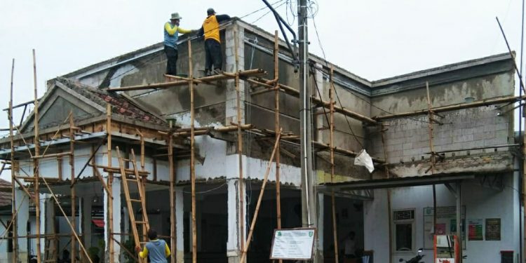 Pemdes Karangmulya Kandanghaur Rehab Kantor Desa