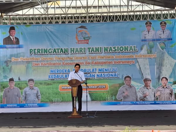 Kabid PKD DPMD Indramayu Hadiri Panen Raya di Desa Karangmulya